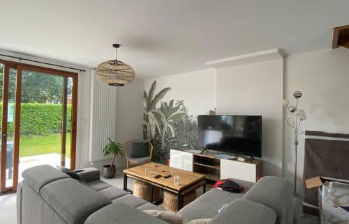 Après travaux : rénovation de la pièce de vie salon Amiens