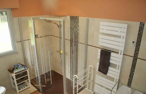 Salle d'eau à CORMERAY (41) côté douche