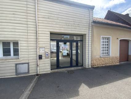 Pose de vitrine micro-crèche Saint-Laurent-Blangy