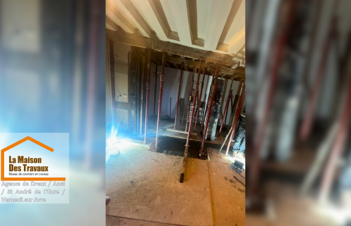 L’intérieur avant transformation : un aperçu des travaux de mise en sécurité pour l’ouverture. 🛠️