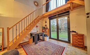 Escalier bois intérieur avec passerelles à Yerres - 1