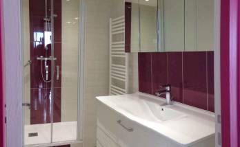 Salle de bain entièrement rénovée