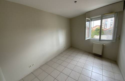 Pièce appartement rénovée La Maison Des Travaux Ales