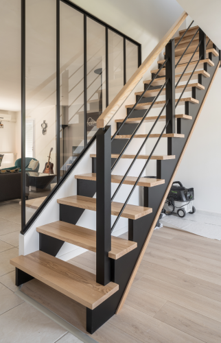 Création et installation d'un escalier en bois à Bouguenais