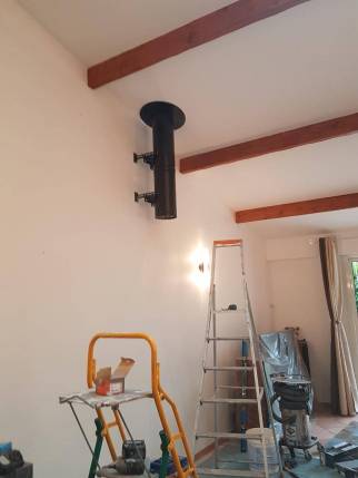  Installation du conduit d'évacuation des fumées pour un poêle à bois - Moissy-Cramayel 77550