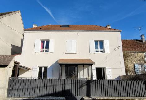  Maison après travaux de ravalement de façade - Solers 77111