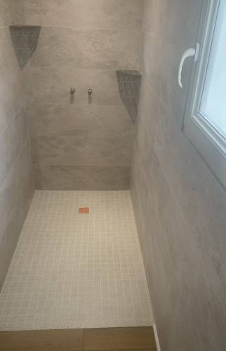 Travaux de rénovation de la douche