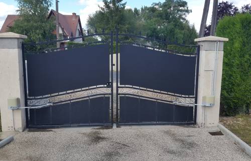 Installation d'un nouveau portail et clôture