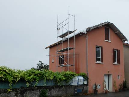 Maison avant l'isolation de la toiture 