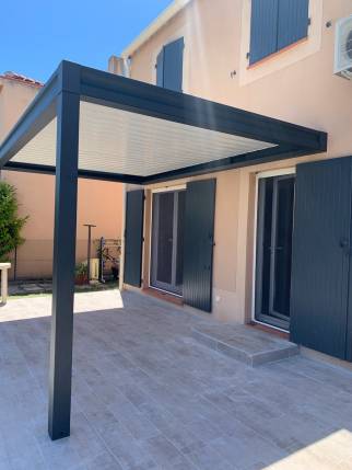 Pergola bioclimatique