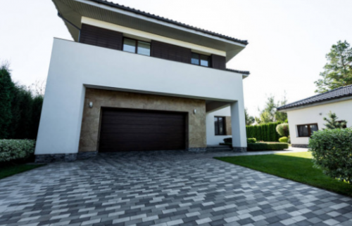 Ravalement d'une autre façade côte garage