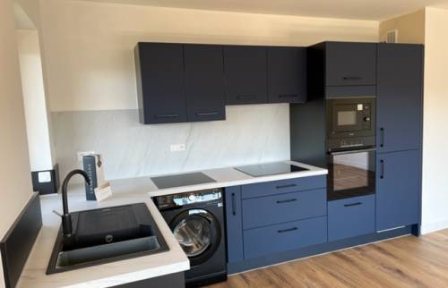 La cuisine ouverte depuis l'évier