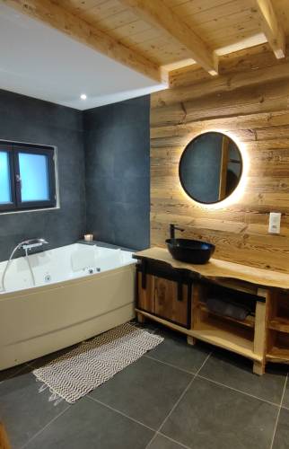 Salle de bain Rochetoirin