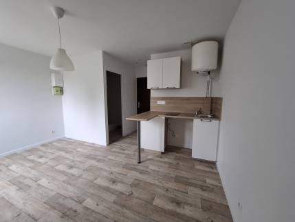 Studio après travaux de rénovation d'appartement - Ambérieu-en-Bugey 01500