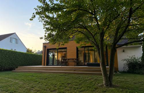 Extension en bois d'une maison 