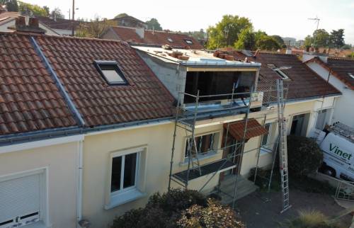 Création de deux lucarnes dans une maison à Rezé - projets en cours