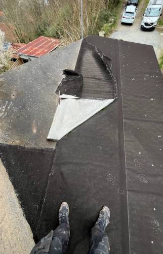 Rénovation de toiture à Onet le Château : membrane d'étanchéité