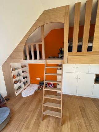 Lit-mezzanine en bois (Benouville 14970)