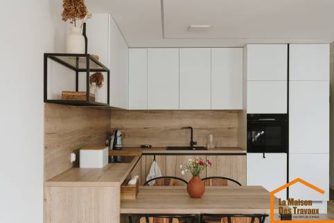 travaux de pose d'une cuisine 