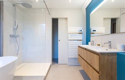 Salle de bains et douche