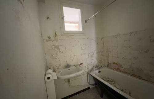 salle de bain avant rénovation