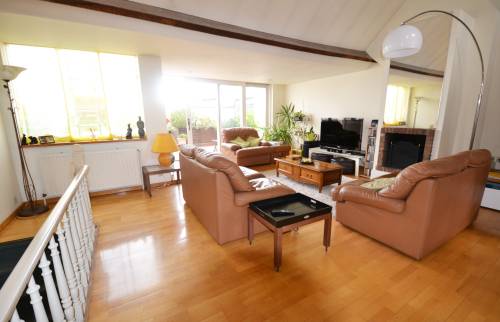 Restauration et vitrifiction du parquet  rez-de-chaussée - Mareuil-lès-Meaux – 77100 –