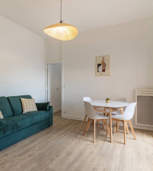 salon rénové à Dax