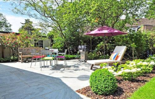 Aménagement extérieur d’une maison à Pessac (33318)