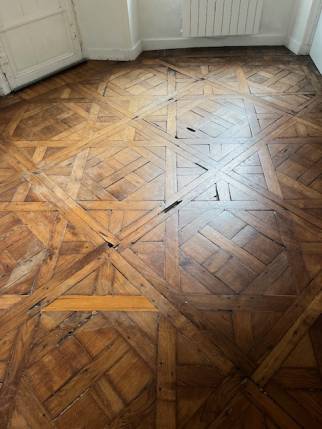 Parquet ancien avant travaux de rénovation de sol intérieur - Nantes 44