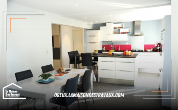Création d'une cuisine moderne à Anet par le courtier en travaux de La Maison Des Travaux de Dreux 