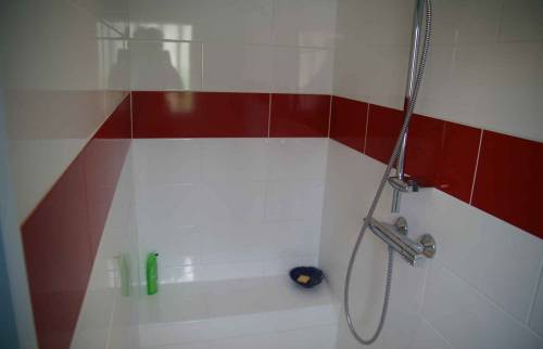 Installer une douche dans le 14