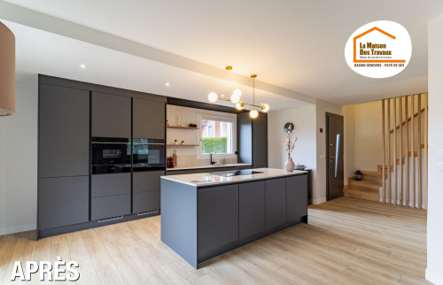 espace ouvert Gex, maison lumineuse Pays de Gex, rénovation séjour Divonne-les-Bains, optimisation de l’espace Ferney-Voltaire, lumière naturelle Saint-Genis-Pouilly