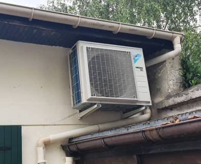 Installation de pompe à chaleur air-air avec unité extérieure - Brie-Comte-Robert 77170