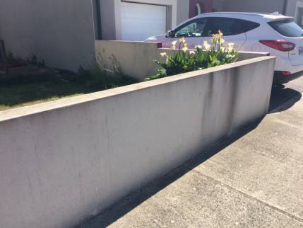 Travaux de ravalement de façade - muret avant rénovation - Nantes 44