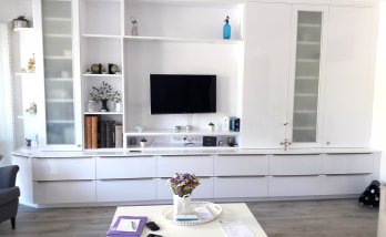 Meuble TV et bibliothèque sur mesure 