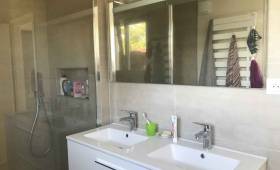 salle de bain, meuble vasque à Saint Louis