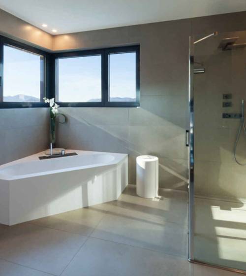 Réalisation d'une extension de salle de bain en bardage bois sur Balma.
