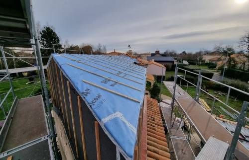 PROCHAINEMENT - Surélévation de maison en ossature bois à Vertou