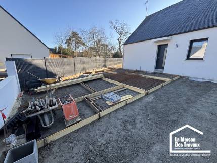 pose-dalles-beton-coffrage-avant-apres