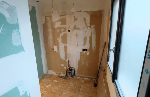 Carnet de chantier d'une rénovation de maison à Bourgoin Jallieu : installation de cuisine