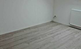 Pose d'un parquet semi massif à Sainte Geneviève des Bois