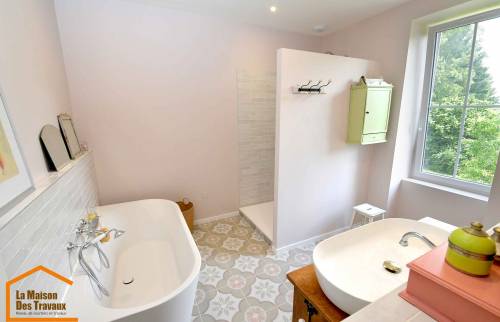 rénovation d'une salle de bains vintage 