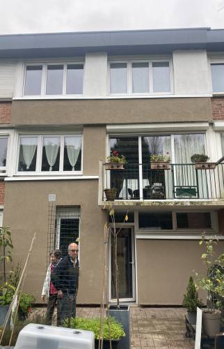 Application d'un enduit avec choix de la teinte en harmonie avec la maison 