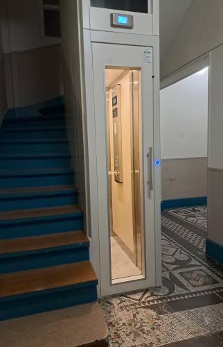 Installation d’un ascenseur dans un immeuble de 5 étages à Asnières