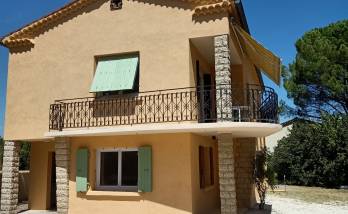 Façade aprés les travaux de ravalement de façade La Maison Des Travaux Ales