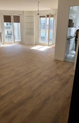 Pièce de vie entièrement rénovée - Paris Quartier Ternes 75017