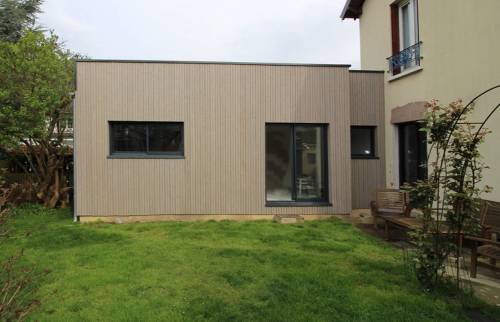 Extension bois depuis le jardin