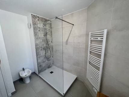 pose d'un sèche serviette