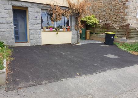 Cours en enrobé à chaud