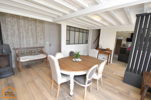 pose de carrelage en bois dans une maison